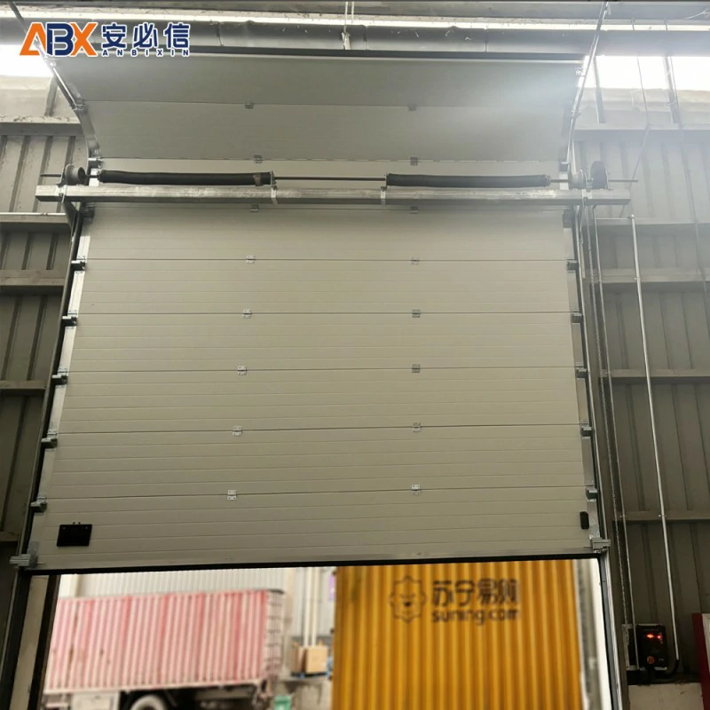 百色分段式滑升门